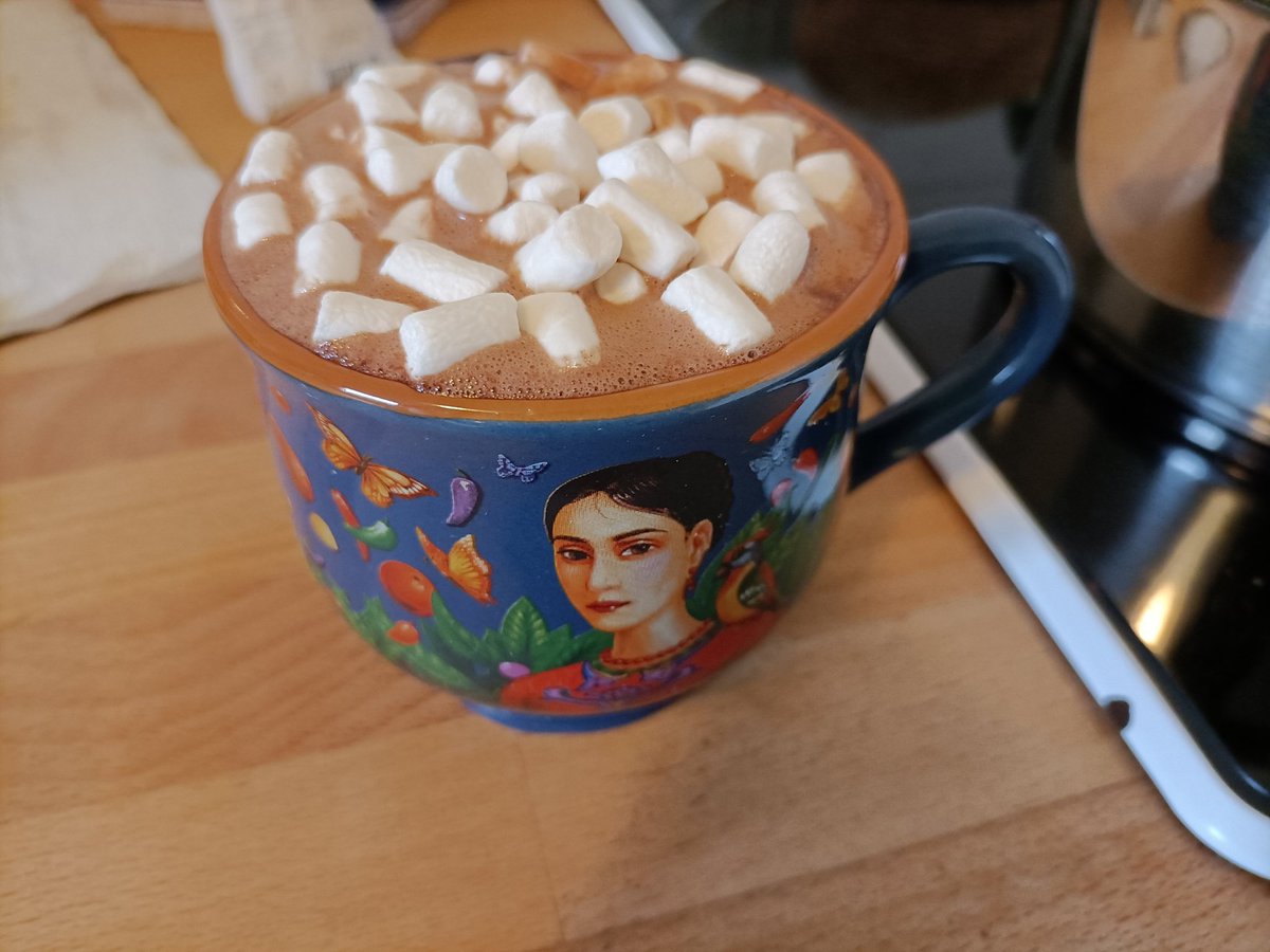 sturzflug's tweet photo. Catching up on @savorpod 
I have a few nostalgic childhood memories about hot Chocolate or "Kakao" in German. Preparing it involved getting a mixture of cocoa powder, granulated sugar and a few drops of milk just right to form a delicious thick cream. https://t.co/m8M9ye03h4