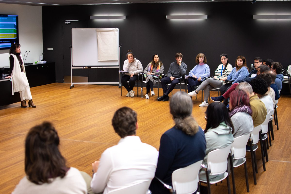 energigune_brta's tweet photo. 💪Committed to our #team's #ProfessionalDevelopment,yesterday we hosted the 1st #TrainingSession of the🆕#mentoring program!

We ensure building up a #NewGeneration of #talented #researchers 🔬capable of providing valuable solutions to #EnergyStorage's future #challenges🔋🫧♨! https://t.co/1yIOHuxtQL