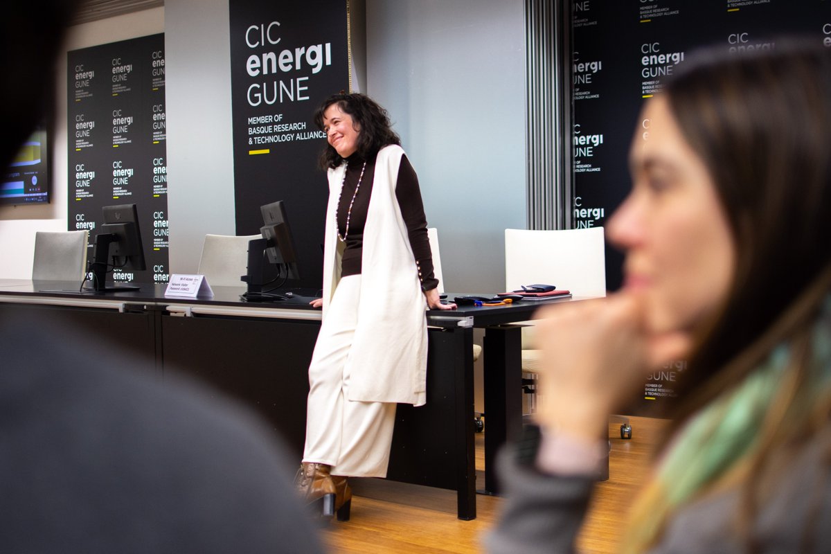 energigune_brta's tweet photo. 💪Committed to our #team's #ProfessionalDevelopment,yesterday we hosted the 1st #TrainingSession of the🆕#mentoring program!

We ensure building up a #NewGeneration of #talented #researchers 🔬capable of providing valuable solutions to #EnergyStorage's future #challenges🔋🫧♨! https://t.co/1yIOHuxtQL