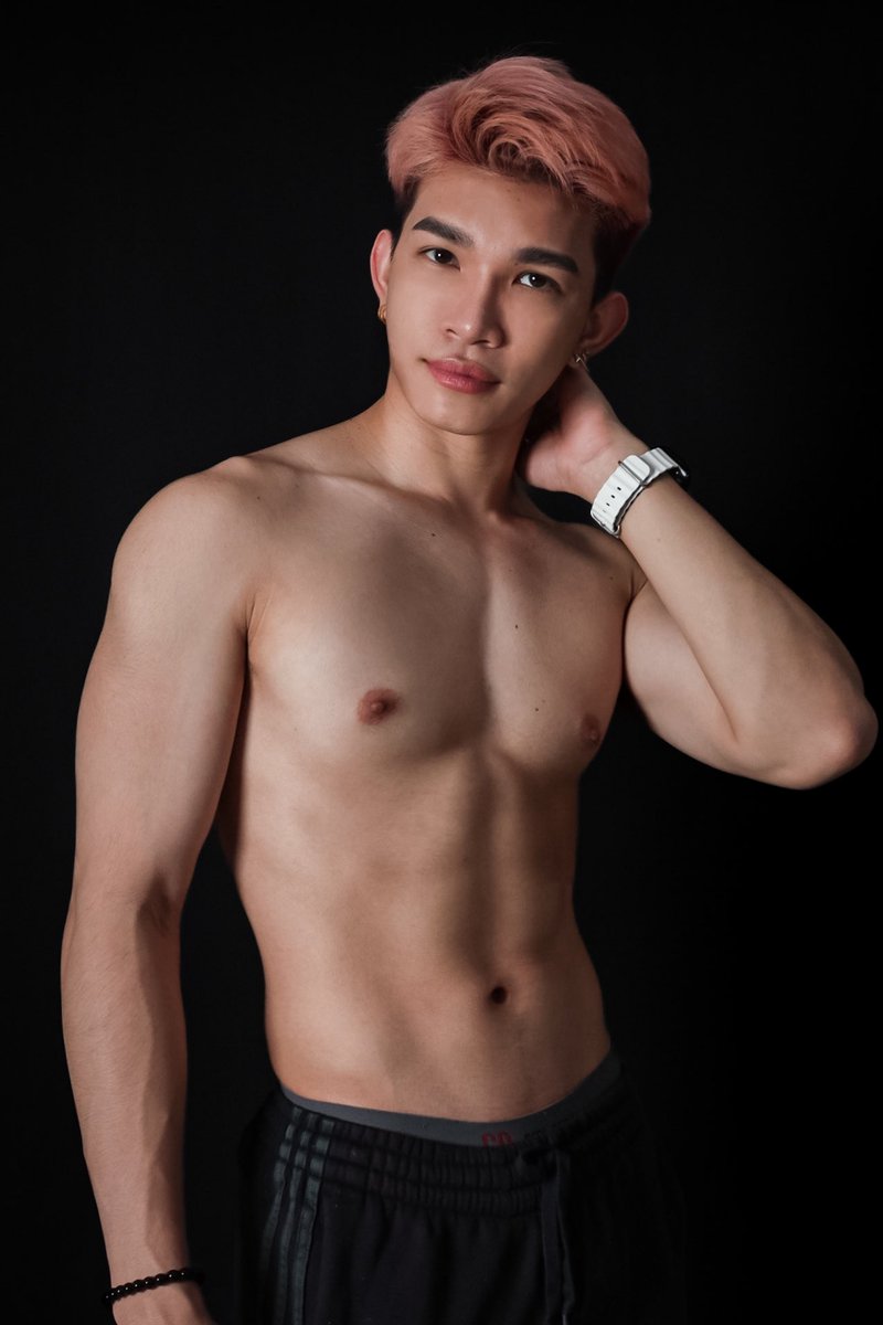 tatrakarn69's tweet photo. 💖 รูปแรกของปี #lelux #leluxskin https://t.co/WpcLxVzVTF