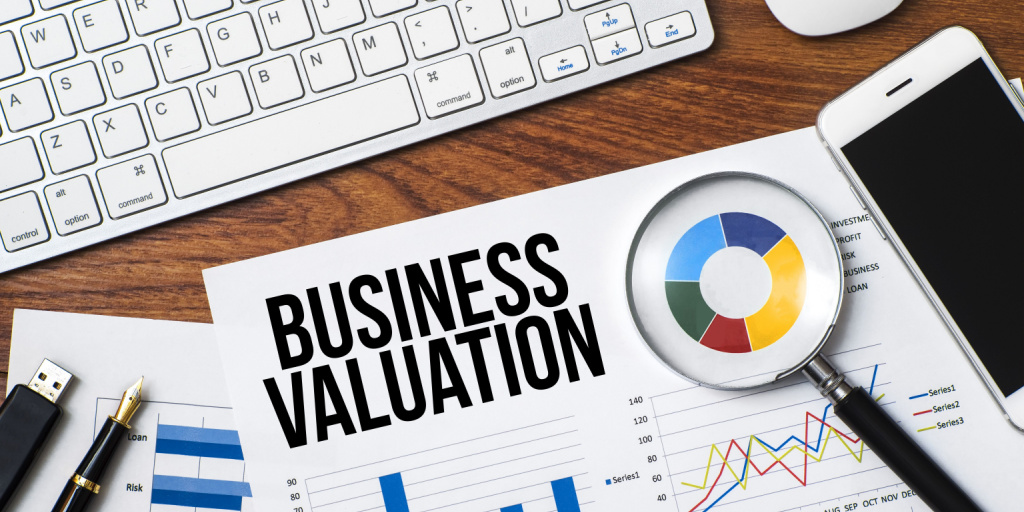 londonchamber's tweet photo. Are you contemplating selling your #business? Our free valuation #masterclass is for you! 

With over 3 decades of experience, experts at @BlueboxCFG will guide you through how to maximise your business value in the lead-up to a sale 📈

Join for free: https://t.co/bYkw5NTtre https://t.co/f53HVHzs9G