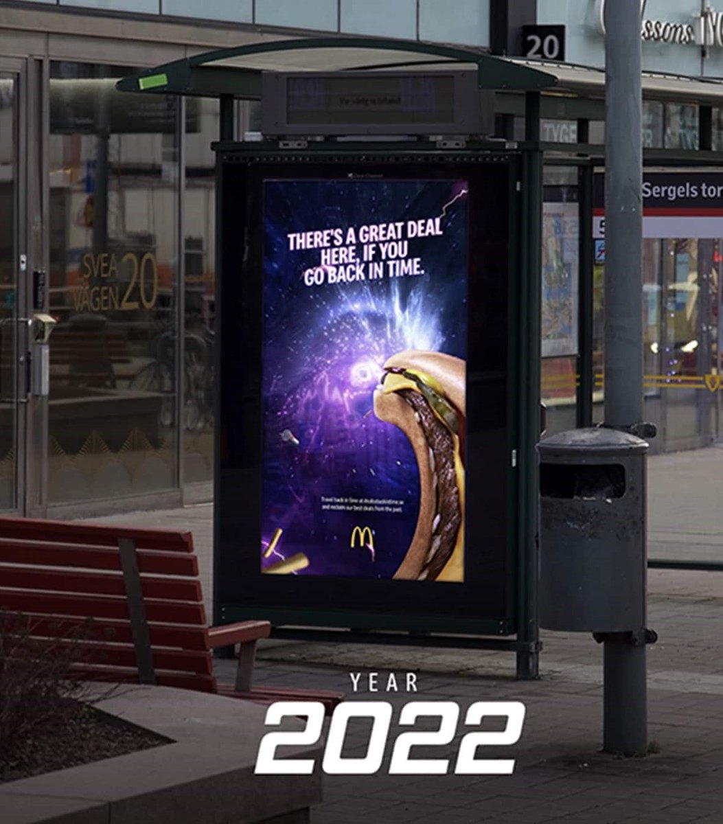 creapills's tweet photo. En Suède, McDonald’s propose aux internautes de remonter le temps pour lutter contre l’inflation. Comment ? En les autorisant à dénicher d’anciennes offres sur Google Street View et se présenter dans les restaurants avec. L’idée est géniale

Plus d’infos : https://t.co/5kfREUoTUU https://t.co/7bQMmujg4o