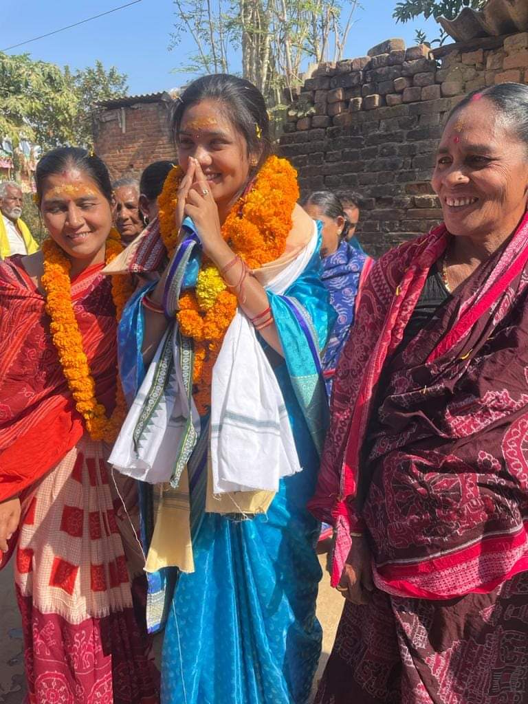 Barsha_bariha's tweet photo. ଆଜି ପଦ୍ମପୁର ନିର୍ବାଚନ ମଣ୍ଡଳୀ ରାଜବୋରାସମ୍ବର ବ୍ଲକ ଅନ୍ତର୍ଗତ ବୁଡ଼ାମାଳ ପଞ୍ଚାୟତରେ ବିଭିନ୍ନ ଗ୍ରାମର ଭବ୍ୟ ସ୍ୱାଗତ ସମାରୋହରେ ଯୋଗଦାନ କଲି  l
@CMO_Odisha https://t.co/MDwhVSl6QK