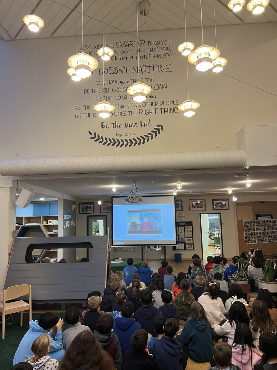 GillKoe's tweet photo. We love gathering our #grade4 community @FIS_School together & when we do, nothing can beat a great story from #BeTheNiceKid #BryanSkavnak #BeNiceTheEnd #ESValues #KindnessCreativityCommunity❤️👏 https://t.co/g0JxxVVyB7