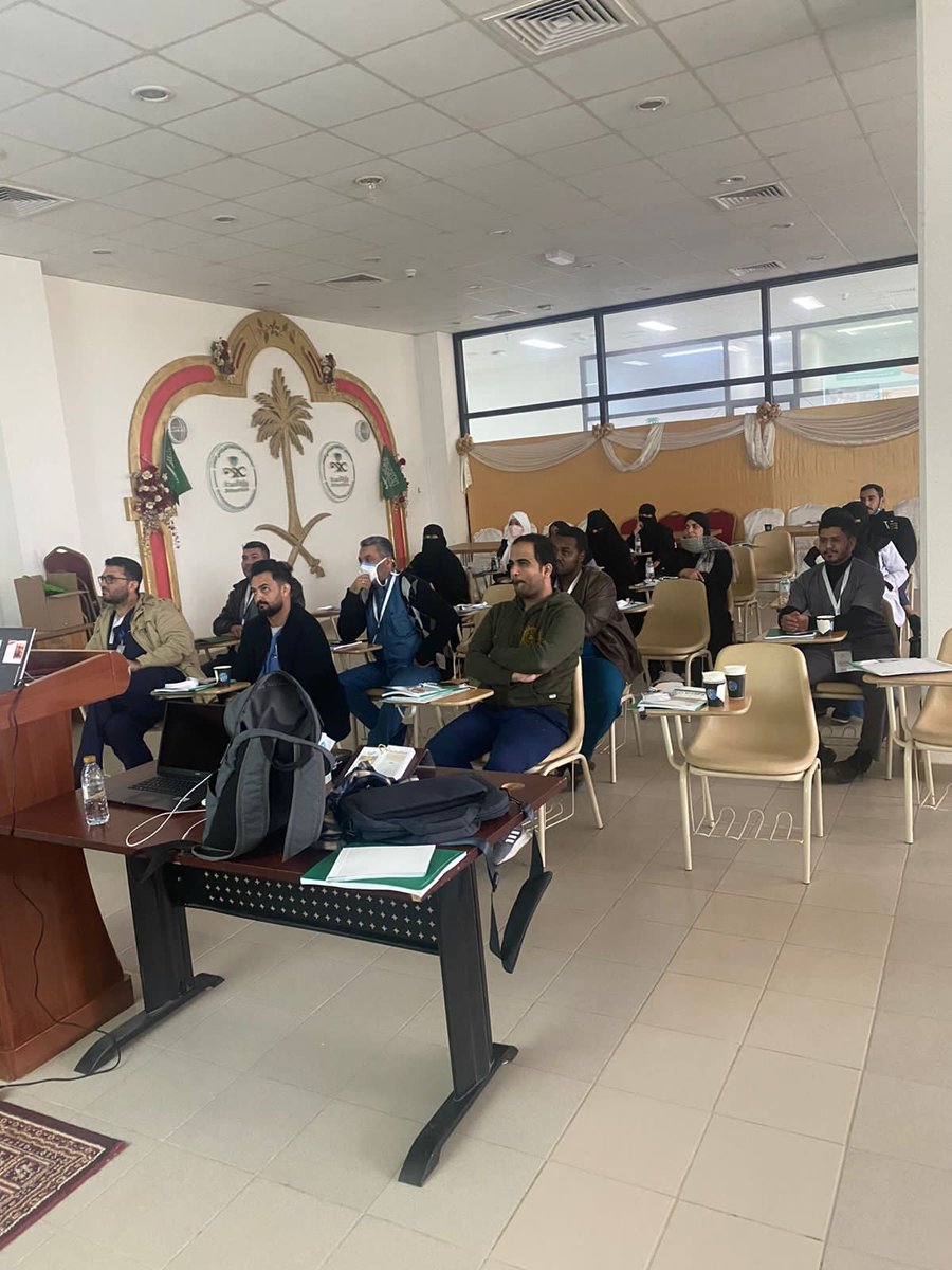 Cluster3Riyadh's tweet photo. دشنت الإدارة التنفيذية لتحول الخدمات الصحية بـ #تجمع_الرياض_الصحي_الثالث ممثلة بمسار الطوارئ بقيادة د.حمدان المشرافي اليوم الأربعاء ورشة عمل لمدة يومين بعنوان(الفرز البصري الكندي)إنطلاقا من مستشفى الدوادمي على أن تستكمل في9مستشفيات أخرى وتهدف الورشة إلى سهولة تصنيف الحالات وفرزها https://t.co/Bt2YtoSzxh