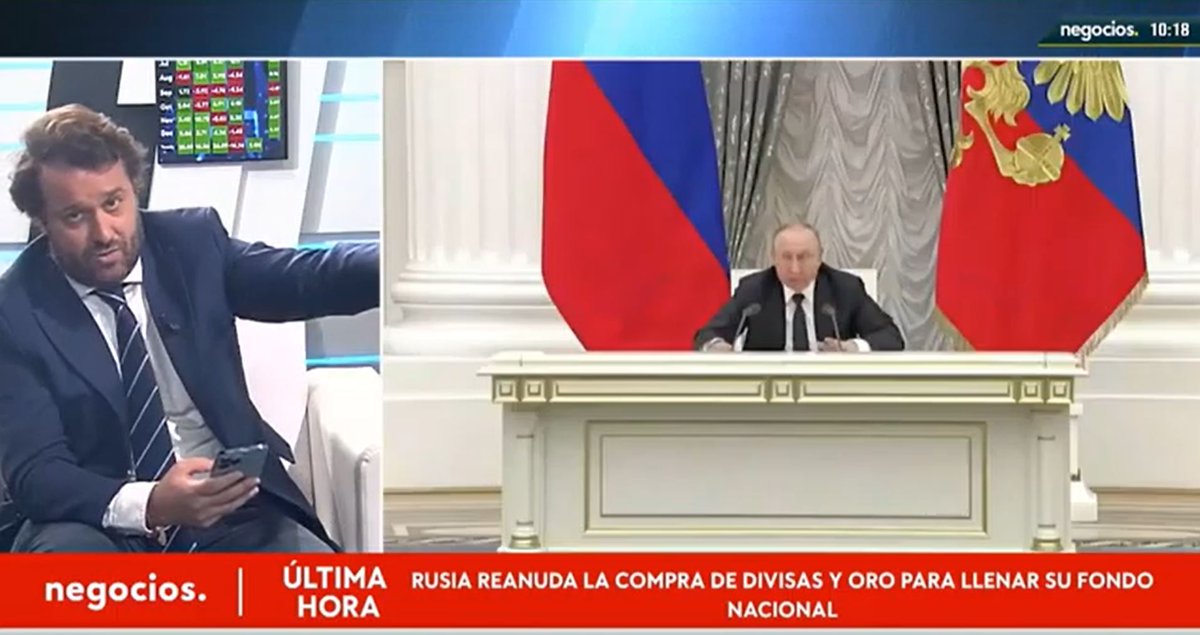 negocios_tv's tweet photo. 🔴 ÚLTIMA HORA | El Banco de Rusia vuelve a comprar oro y divisas para llenar su fondo nacional
https://t.co/7LUNRMhzIv
#ultimahora #rusia #oro #divisas #ingresosrusia #fondonacionalruso #compraoro #compradivisas #riquezarusia #cuentasrusia #mercadodivisas #preciooro https://t.co/cHU3uSMvnU