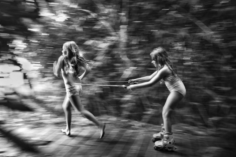 mixdevil66's tweet photo. #AlainLaboile @hulettcollctn. His lens had turned towards his six homeschooled children and their daily lives. This has resulted in an earnest and beautiful series of work created by a #photography outsider https://t.co/SZFcuKTRB0 https://t.co/sELDXX6U2B