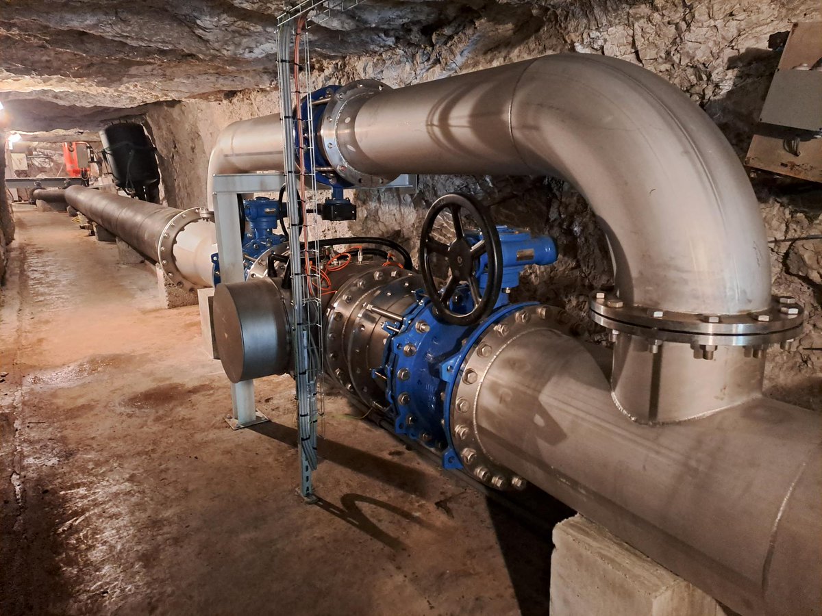 BIO_UV_Group's tweet photo. Dans les projets de la ville de #Cahors @Cahorsvalleelot en 2023, installation en cours de 3 systèmes de #potabilisation de l'eau aux #UV. Certification ACS @Sante_Gouv #eau #potable avec notre partenaire #SAUR #STEREAU
https://t.co/EwAw2B2r4Z via @ladepechedumidi https://t.co/Wn1DbfUxuo
