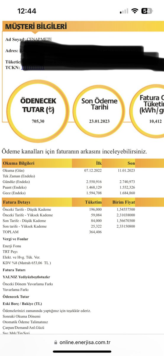 Sanayide iş yeri işletmiyorum amk. Altı üstü evde çalışan bi personelim. Doğalgaz, kira, internette cabası. Daha yemek yiyip bi çay içmedik. Hani o müjdeyle duyurulan ama içi boş olan asgari ücret daha elimize bile geçmeden, durmaksızın bize geçirmeye devam..!