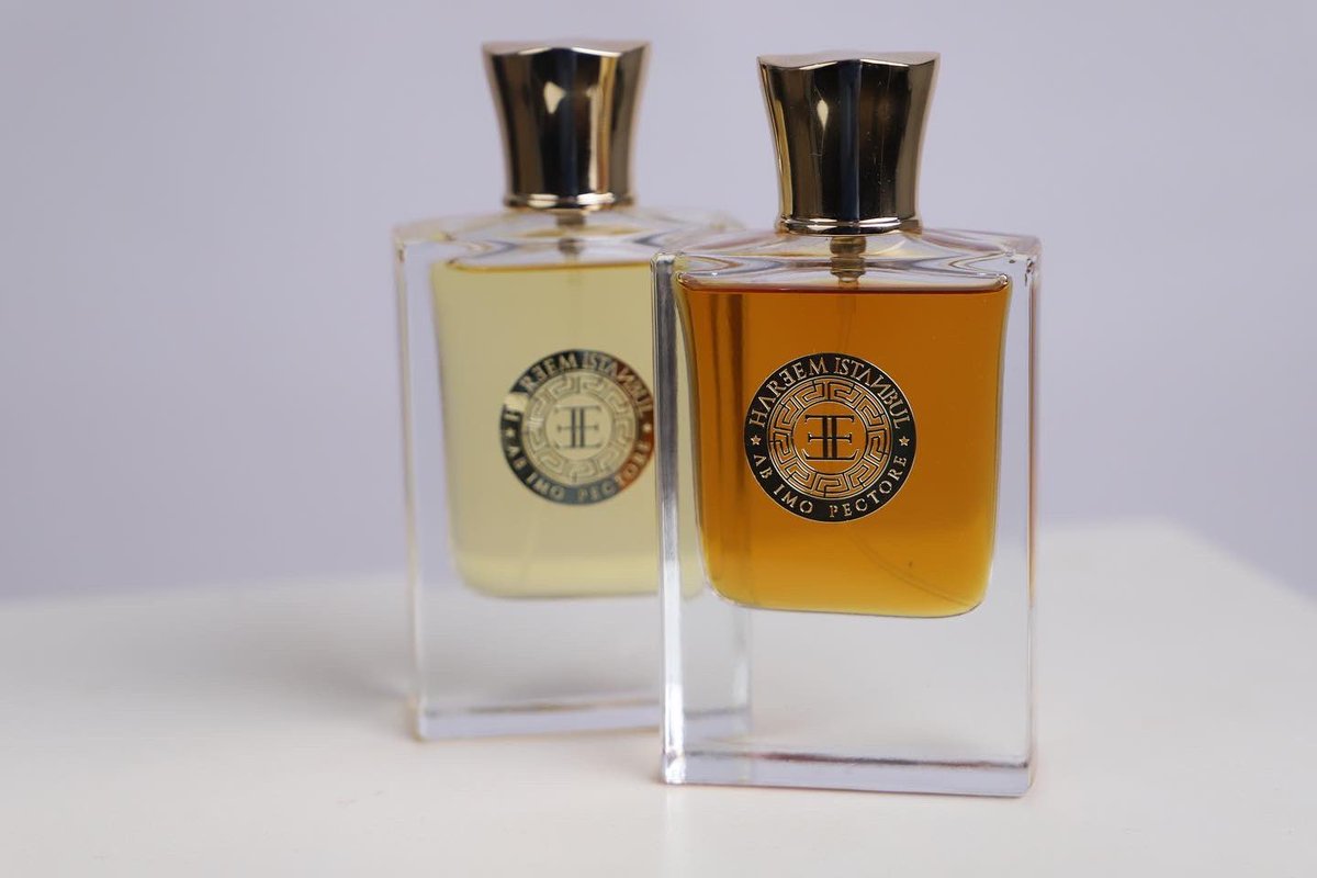 HareemIstanbul's tweet photo. Let me introduce to you the HAREEM ISTANBUL  PRIVATE COLLECTION PERFUMES
Each and every fragrance from this collection is definitely going to get you obsessed!
Send a DM now or visit any of our outlets to get a perfume from the private collection
Shop🛍🛒 35k
#shophareemistanbul https://t.co/QgCIEeLgtK