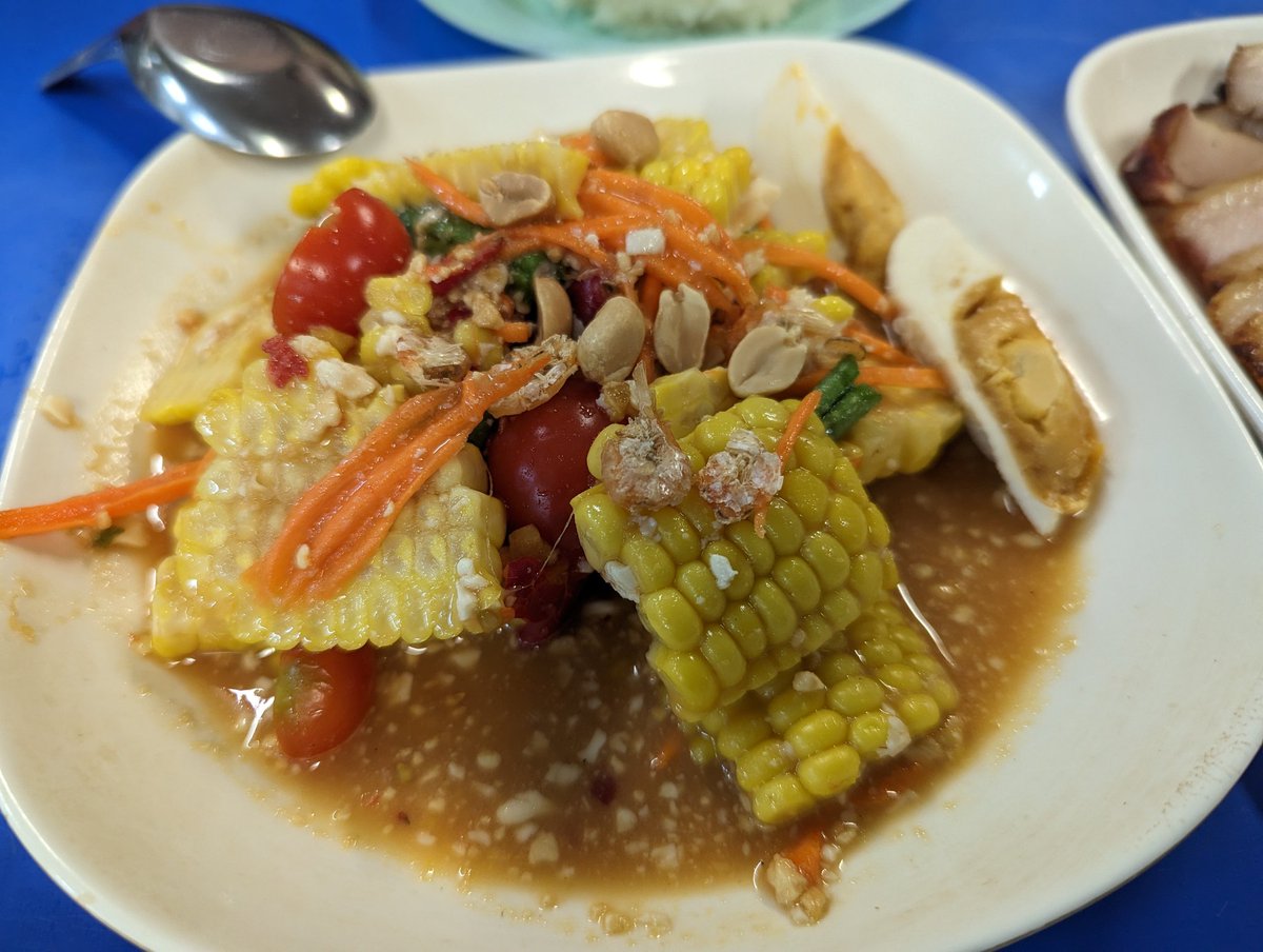 LachlanB_'s tweet photo. Thai Restaurant inside a parking lot? Yes please! Different and quirky, the food is unbelievably authentic and delicious. The wait in line is worth doing. Definitely pay a visit when exploring #MelbourneFood #Soi38 https://t.co/7p7yPYGs2W
