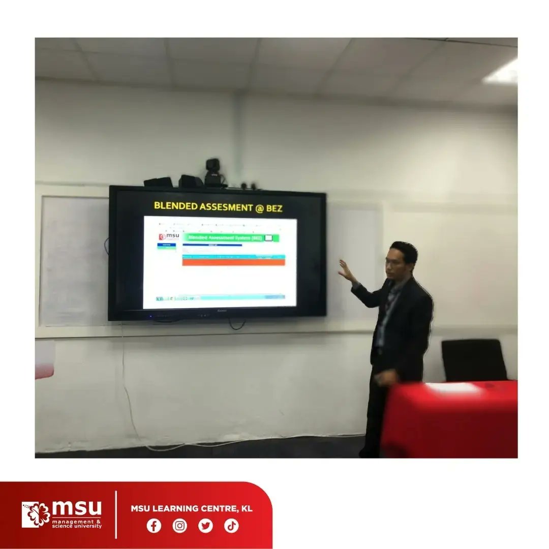 MSULCKL's tweet photo. Welcome new #MSUrians!
A session with management and academic team of @CentreMsu with new #MSUrians. May you have a wonderful learning experiences with us.
#time4MLC
#careergoals
#diplomaprograms
#degreeprograms
#flexiblelearning
#MSUMalaysia🌺 https://t.co/uevLWEJcW8