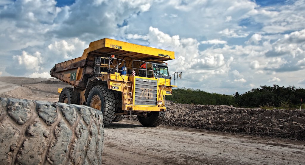im_mining's tweet photo. .@oxbotica has announced $140 million of new investment to deploy its operating system for #UniversalAutonomy™ in multiple commercial & industrial domains including in mining working with partner @Wencomine https://t.co/LEzcDCaXtR https://t.co/ciRfjNueIf