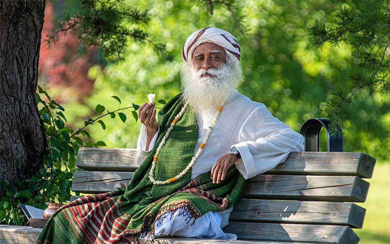SadhguruJV's tweet photo. #MakaraSankranti marks the first step of Mother Earth toward springtime. May you also step into a season of growth and blossoming within you.

#SadhguruQuotes #Pongal #Sankranti #MaghBihu #Uttarayan #PaushParva #Maghi https://t.co/sLeWdHYqx5