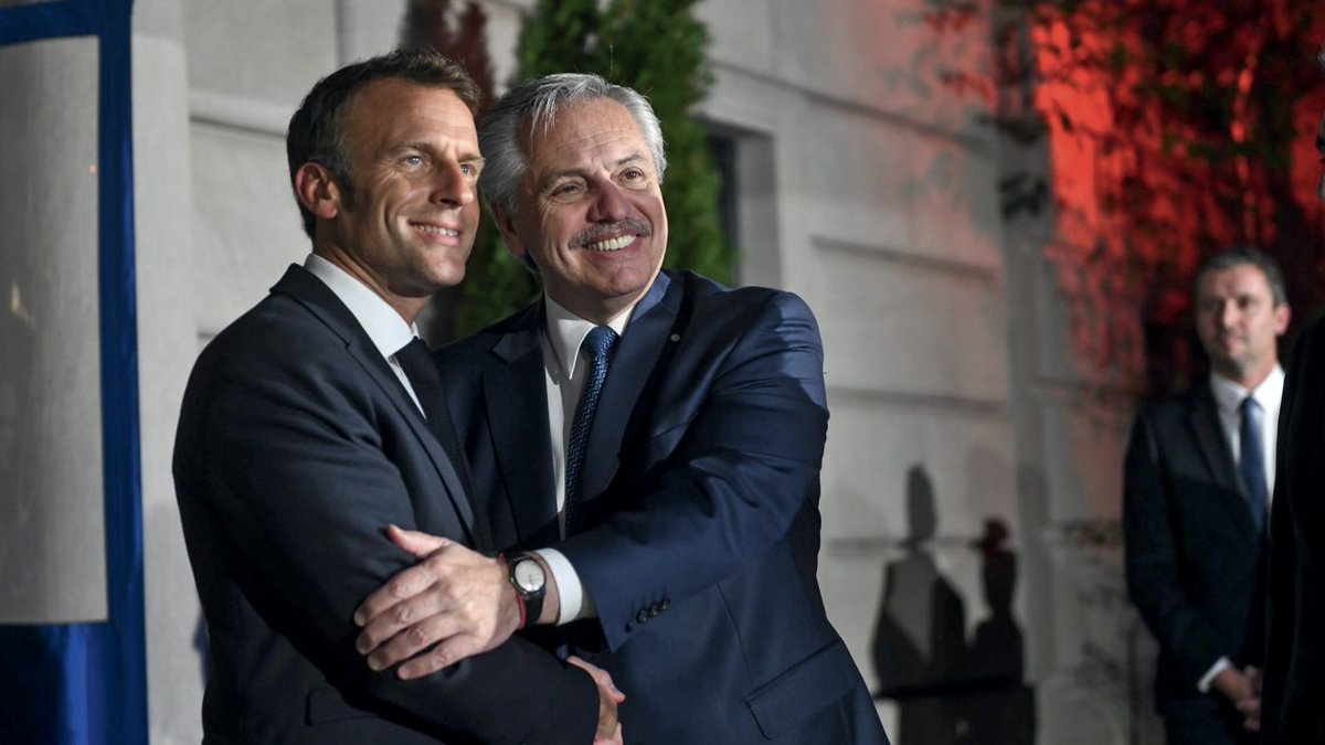 DiplomatieMag's tweet photo. 🌎L’Amérique latine : l’angle mort de la diplomatie française ?
Par @Gaspard_Estrada | Observatoire politique de l’Amérique latine et des Caraïbes #OPALC
@ScPoResearch
https://t.co/E54PnNXnbX https://t.co/bNaQszU9Zr