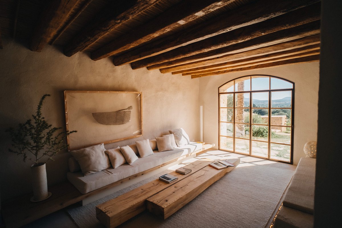 HealingHotels's tweet photo. We're thrilled to begin the new year by announcing another new member of Healing Hotels of the World Es Racó d’Artà in Mallorca, Spain. ☀️
Certified as a medical center, they also offer signature retreats centered around holistic and wellbeing.
https://t.co/BcpvfsQewx
#Mallorca https://t.co/DXudpPvuAW