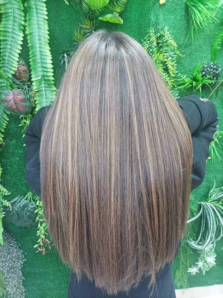 BallesterosPelu's tweet photo. Os dejamos con estas mechitas en base natural 👌☺️🤗

¡¡ Feliz Miércoles !!!

Os dejamos con un corte de caballero para hoy !!!

Feliz día 🎉

 #mechas #basenatural 
#sinfiltros #sinretoques #BallesterosPeluqueros https://t.co/PIAdQD2Sjg