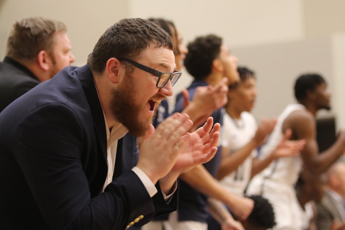 queensMBB's tweet photo. 𝙃𝙖𝙥𝙥𝙮 𝘽𝙞𝙧𝙩𝙝𝙙𝙖𝙮 @johnprine_time 🥳 

𝙏𝙝𝙚𝙧𝙚’𝙨 𝙣𝙤 𝙤𝙣𝙚 𝙦𝙪𝙞𝙩𝙚 𝙡𝙞𝙠𝙚 𝙮𝙤𝙪- 𝙏𝙝𝙖𝙣𝙠𝙨 𝙛𝙤𝙧 𝙖𝙡𝙡 𝙮𝙤𝙪 𝙙𝙤 &amp; 𝙝𝙤𝙬 𝙮𝙤𝙪 𝙙𝙤 𝙞𝙩. 𝙔𝙤𝙪 𝙢𝙖𝙠𝙚 𝙤𝙪𝙧 𝙥𝙧𝙤𝙜𝙧𝙖𝙢 𝙗𝙚𝙩𝙩𝙚𝙧! 

#GoRoyals | #W1N https://t.co/Rmf5v1vrfZ