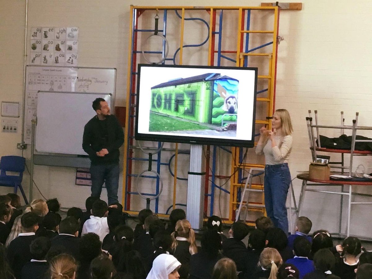 RightUpRStreet's tweet photo. #ArtinBalbyBridge ๐คฉ We are so excited to have kickstarted our #Space2Create work with a visit to @AtlasAcademy1 on the Balby Bridge Estate this morning. We were awarded the #Space2Create Grant, extending our existing commitment to working with the estate over the next 3 years โจ https://t.co/3k533GAocU