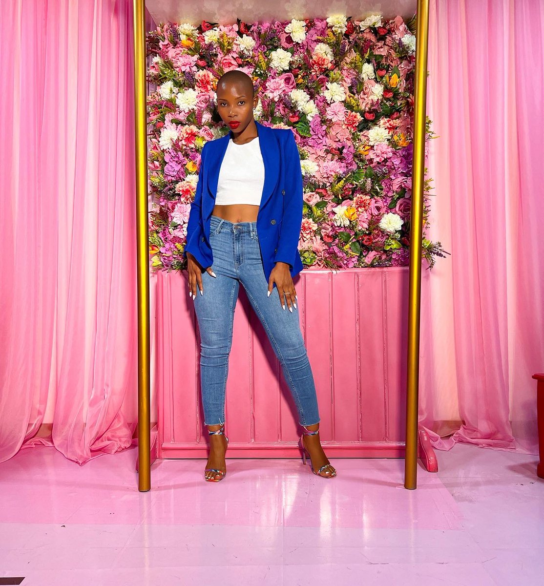 Sugar_brown tweet media