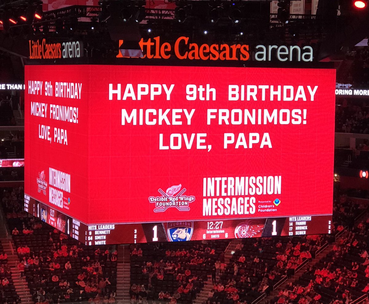 nkyfirepio's tweet photo. A great birthday weekend for Mickey wasn’t going to be dampened by car troubles! Wings lost, Mickey-Papa Win! https://t.co/nLMGq3wZgr