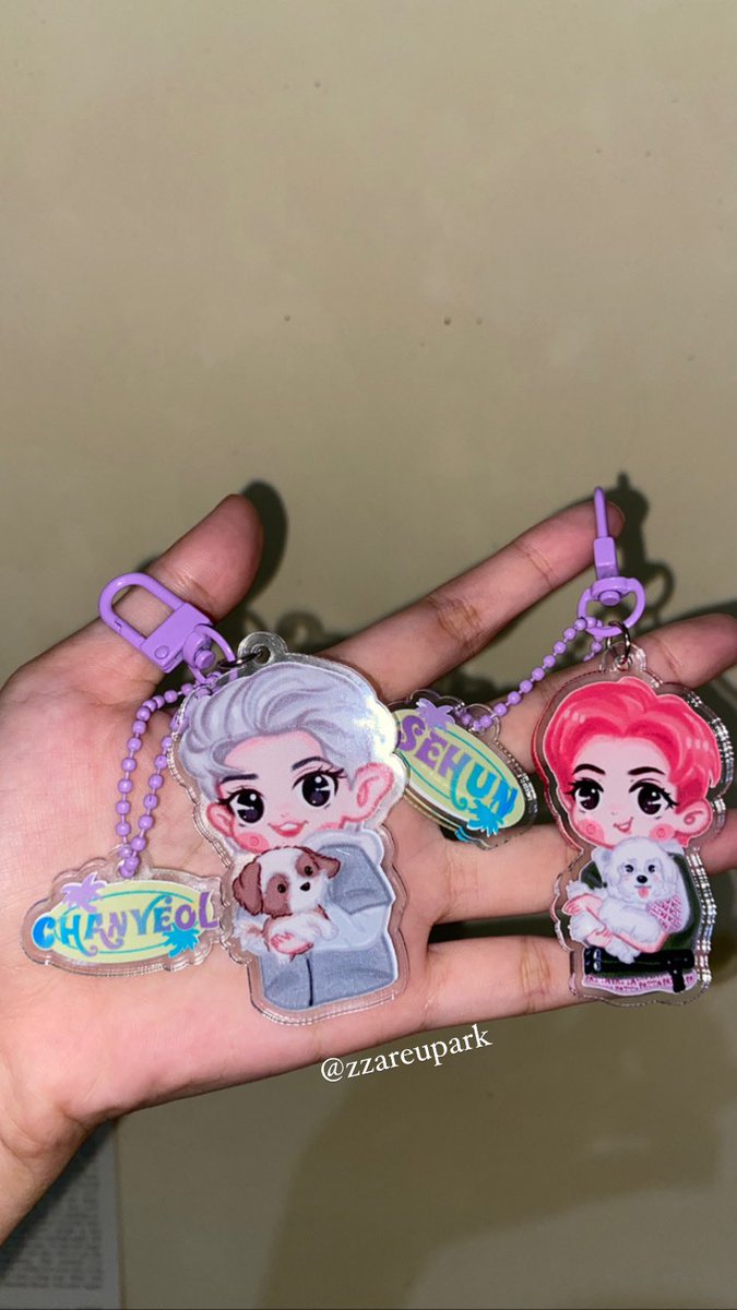 zzareupark's tweet photo. freebies buat dibagiin pas EXO-SC fancon besokkkk! sama ada sticker set juga tapi belum dicetak. huhu can’t waitttt😭😭😭😭😭

#EXOSC_BackToBack #EXOSCInJKT #EXOSCinJakarta #SEHUN #CHANYEOL https://t.co/XNm7uoyHyS