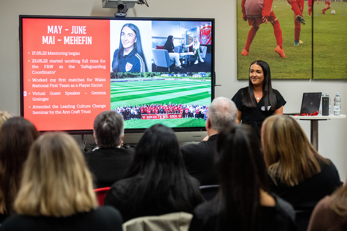 Excited to launch Year 2 of BE Football Mentoring 9month programme supporting women to progress their career in football with kickass contributors including @LauraMcAllister @helenwardie10 & Gemma Grainger Now recruiting Mentors & Mentees #BeFootball faw.cymru/en/news/faw-la…