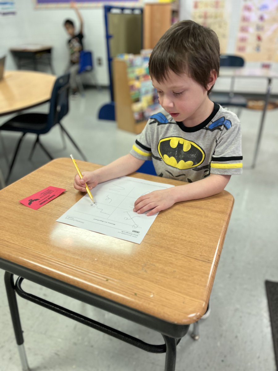 GreatDayatSJ's tweet photo. The students in Ms. Sibcy’s class completed a 7 Mindsets Lesson where they learned about how to grow through life. The read The Book of Mistakes and talked about how we can turn our mistakes into artwork. #greatdayatsj #successatjcss https://t.co/kizHJdwZgX