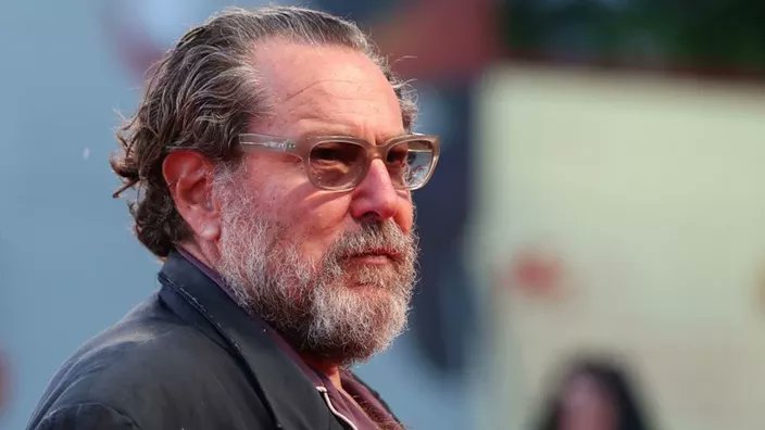 Delcroixx's tweet image. #JulianSchnabel, le colosse américain de l’art sur #MuseumTV lefigaro.fr/culture/julian… via @Figaro_Culture