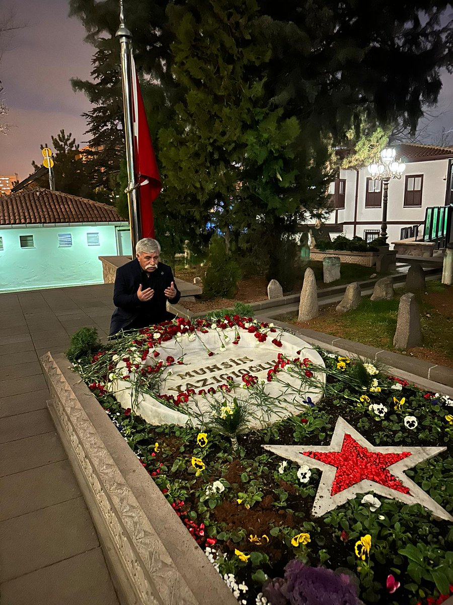 nihatkomu1's tweet photo. BBP Adıyaman il başkanı https://t.co/vFE58EBHad