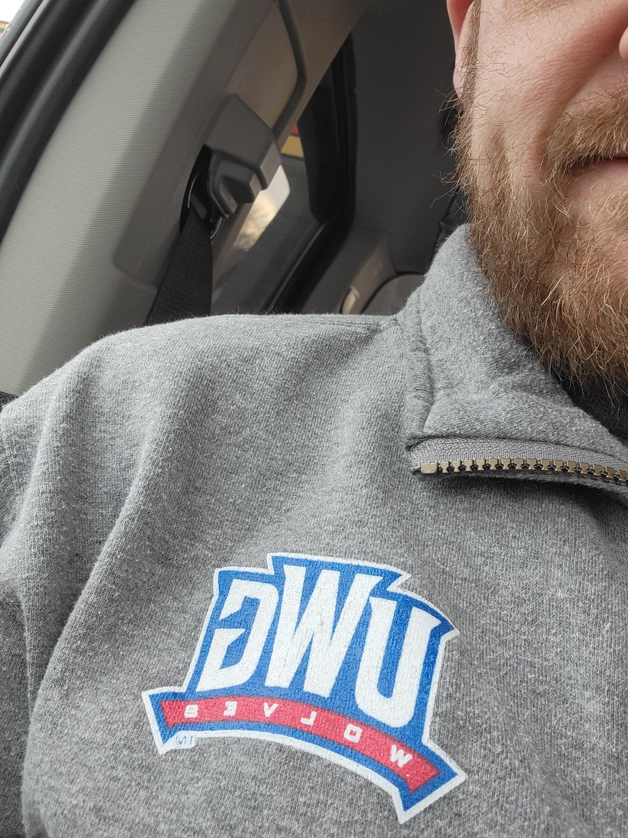 KHemphillWX's tweet photo. Little known fact about me:
Anytime I'm traveling, either by car or plane, I always make sure to wear my @UnivWestGa gear, not only to advertise my alma mater but also because you might run into fellow @uwgalumni and friends along the way. #IAmWest #WeRunTogether @UWGAthletics https://t.co/Wj7kiDqRt6
