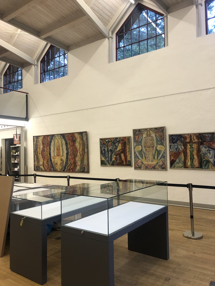 Wir bauen die neue Sonderausstellung 𝗩𝗼𝗻 𝗸𝗼𝘀𝗺𝗶𝘀𝗰𝗵 𝗯𝗶𝘀 𝘄𝗲𝗹𝘁𝗹𝗶𝗰𝗵: 𝗧𝘆𝗽𝗶𝘀𝗰𝗵𝗲 𝗠𝗼𝘁𝗶𝘃𝗲 𝘃𝗼𝗻 𝗝𝗼𝗵𝗮𝗻𝗻 𝗠𝗶𝗰𝗵𝗮𝗲𝗹 𝗕𝗼𝘀𝘀𝗮𝗿𝗱 auf. Ab dem 17. Januar 2023 ist die Ausstellung immer dienstags bis sonntags zwischen 11 und 16 Uhr geöffnet.