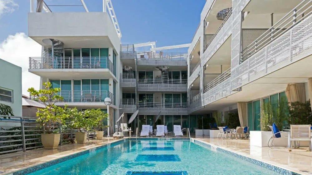 FloridaFirstTC's tweet image. Visit the iconic Miami Beach for your 2023 holiday.
Miami Beach is a tropical paradise which is connected to Miami by a series of bridges.
buff.ly/3i5HI2v 

#miami #lovefl #florida #2023holiday