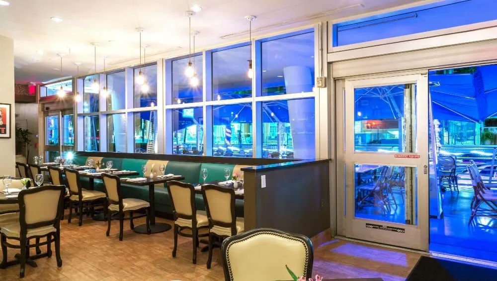 FloridaFirstTC's tweet image. Visit the iconic Miami Beach for your 2023 holiday.
Miami Beach is a tropical paradise which is connected to Miami by a series of bridges.
buff.ly/3i5HI2v 

#miami #lovefl #florida #2023holiday