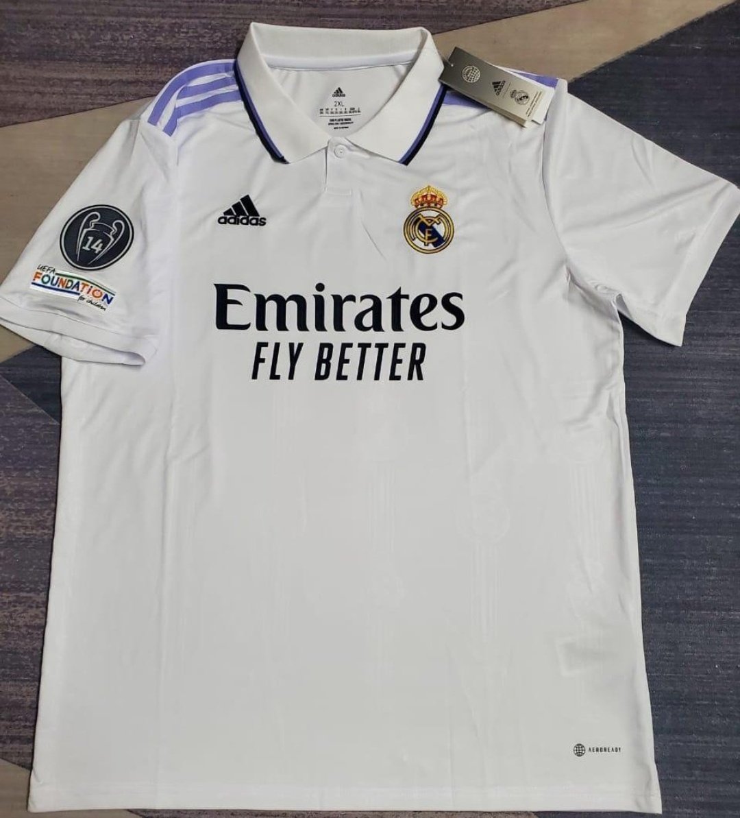 🚨 Si Vinicius Jr marca gol contra el Valencia sortearemos su camiseta entre los que den RT a este tweet y nos sigan a mí y <a href="/Ctinfo_17/">Ctinfo_17</a>