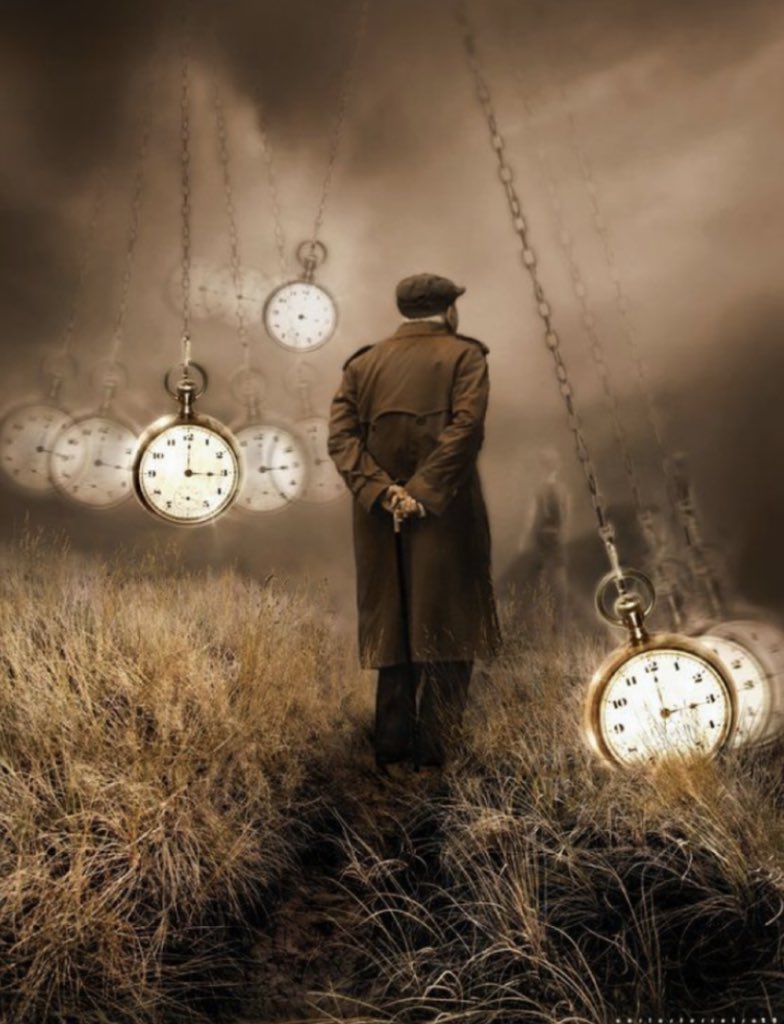 Life goes by so fast,
memories fade away, no going back to yesterday.
Youth have flown by, people I loved,
have come and have gone.
Some nights filled with tears but always grateful for the morning mist.
Time flies in the blink of an eye, the only certainty is the here and now©️