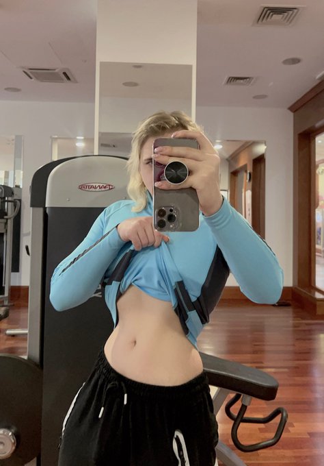 Just gym pic. Why not ? ✨ https://t.co/4SFwpfWqud<a href="/tag/venti"class="tags"><span>#venti</span></a><a href="/tag/genshinimpact"class="tags"><span>#genshinimpact</span></a>