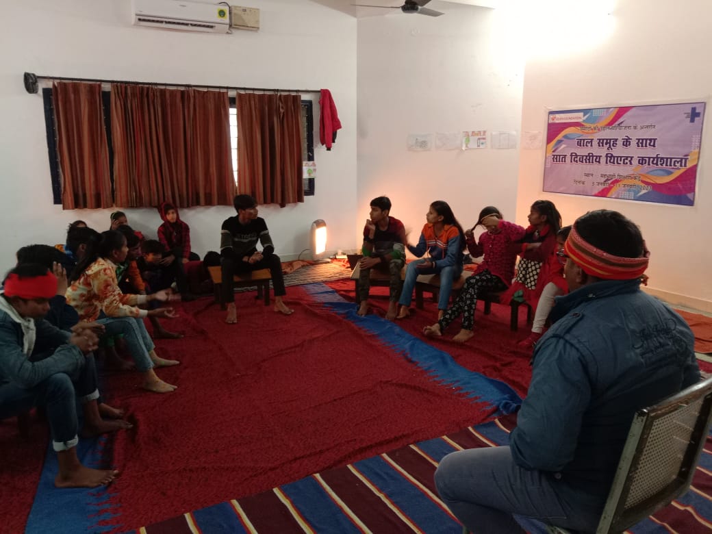VigyanF's tweet photo. CHILDREN'S VOICES MATTER!
Vigyan Foundation in collaboration with @kindernothilfe organized a theater workshop for the children of a govt school in which the children presented a play titled - “Hum Bol Sakte Hain” on the issue of child rights. 
@IamSandeepKhare @Richachandra16 https://t.co/E9zOclSUnk