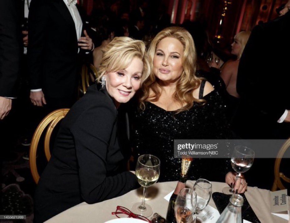 MediumSizeMeech's tweet photo. Two women whose sons are getting gay married must outwit, and out-tit each other to throw the grandest gay wedding Santa Barbara has ever seen. SHE’S SO MOTHER streaming only on HBOMax June 2023. We need this NOW!!! #GoldenGlobes https://t.co/YaqIBpvsT1