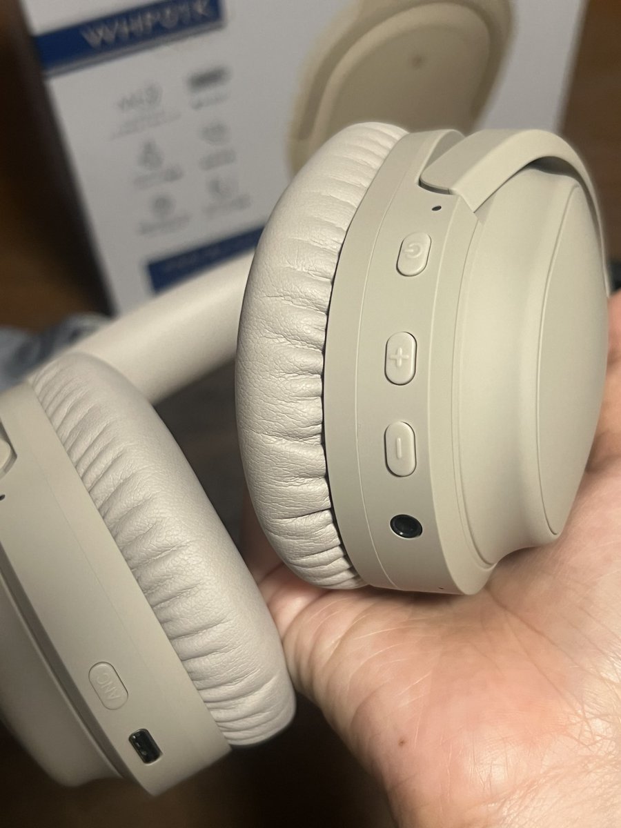 lamood_m's tweet photo. ปล. น้องมี noise cancelling ด้วยน้า อ่ะ ไปตำดูรับรองเลิ้บ!

📌พิกัดแอปส้ม : https://t.co/e3ykFpLpeU 

#ละมุดเอง #ละมุดรีวิว #หูฟังfullside  #หูฟังy2k  #หูฟังมินิมอล  #หูฟังไร้สาย  #หูฟังคุณภาพดี  #หูฟังบลูทูธ https://t.co/z1KqrTHYRL