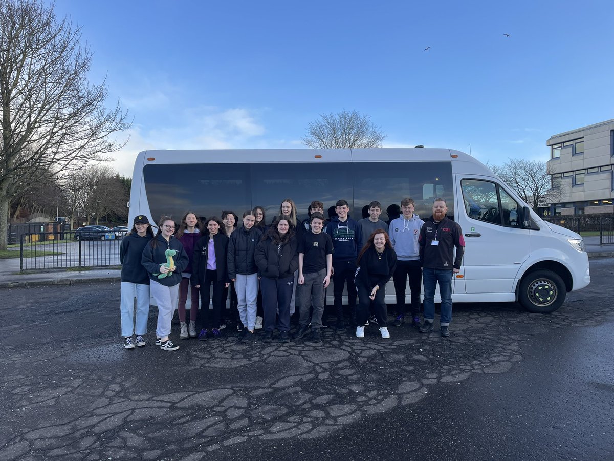 And we’re off!!! 
Big thank you to <a href="/Rabbies_Travel/">Rabbie's</a> for providing our travel!!
We can’t wait for the UK National Finals tomorrow, everyone is so excited!

#f1inschools #f1inschoolsuk #womeninstem #llgf1is #competition  #f1inschoolsuknf   @f1inschoolsuk <a href="/LinAcadDT/">Linlithgow Academy Design and Technology</a> <a href="/Linlithgow_Acad/">Linlithgow Academy</a>