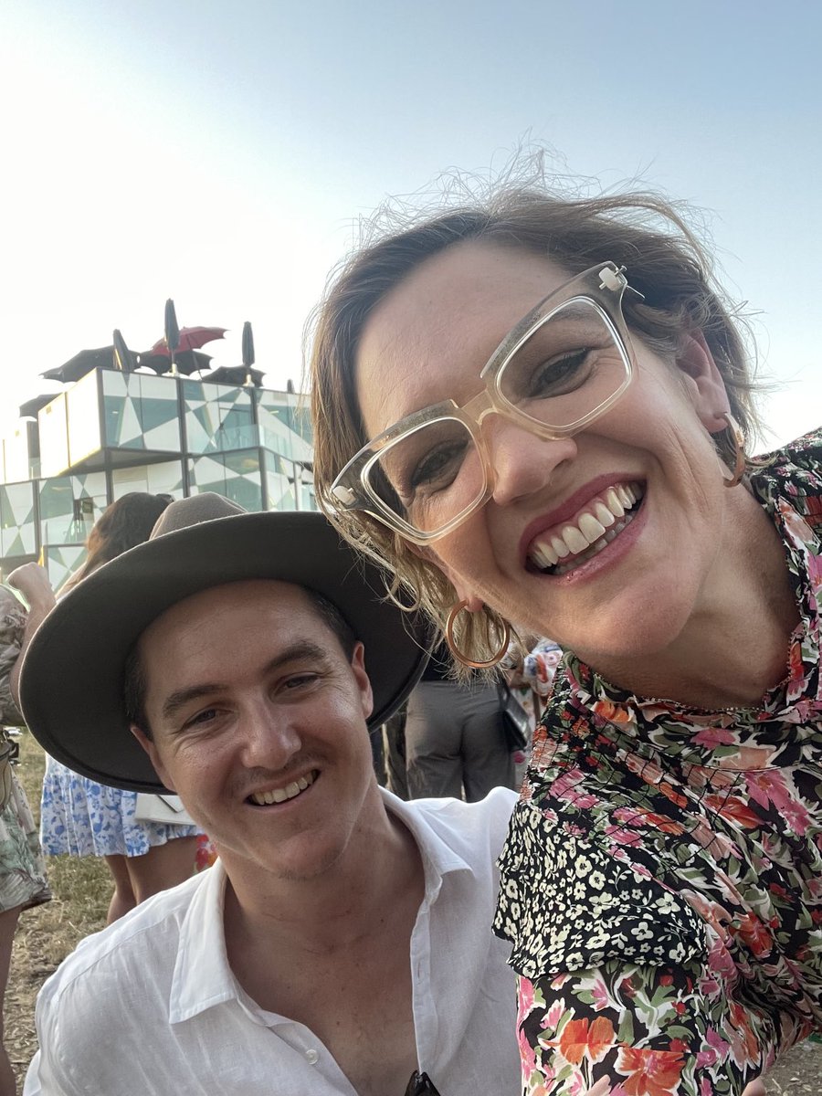 Amazing gig tonight by ⁦<a href="/samsmith/">SAM SMITH</a>⁩ at a winery in ⁦<a href="/southaustralia/">South Australia</a>⁩.
Catch my interview with them tomorrow on ⁦<a href="/BreakfastNews/">News Breakfast</a>⁩ as their Australian tour is announced. 
Oh, and look at the jokers you run into in Adelaide ⁦<a href="/charlesbrice_/">Charles Brice</a>⁩  ⁦