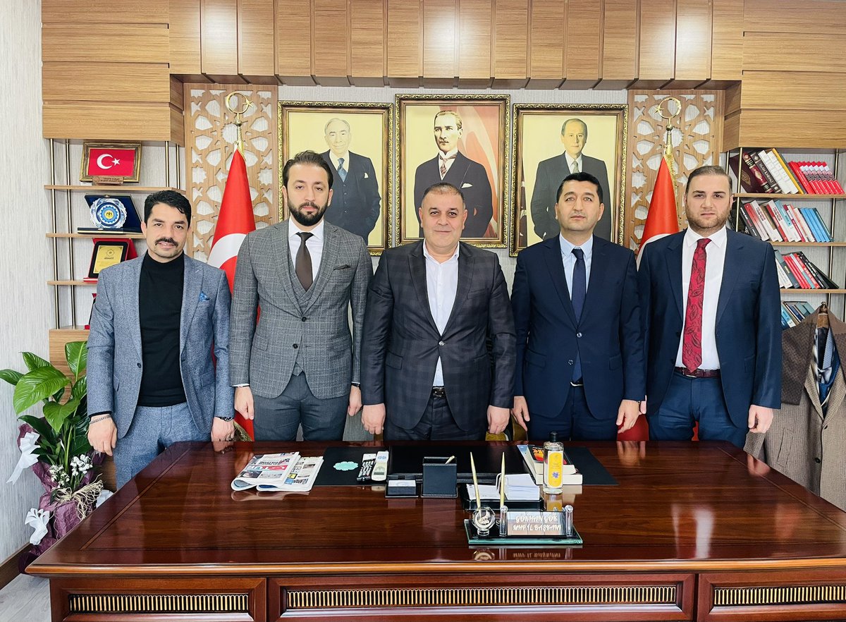 İMKON Genel Başkan Yardımcısı ve MİM-DER Başkanı Mehmet Bülbüloğlu’na, Ak Parti Milletvekili Aday Adayı Mahmut Boyraz’a, iş insanı Hasan Boyraz ve Semih Atay’a hayırlı olsun ziyaretleri için teşekkür ediyorum.
<a href="/E_SemihYalcin/">E. Semih Yalçın</a>