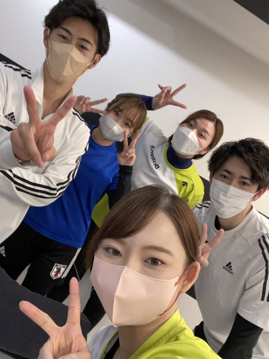 h_norinori1998's tweet photo. この2ヶ月間凄すぎる方々と技術練習をさせていただく機会がありました😭

これからもっと練習してお客様に還元できるように頑張るぞ〜🔥🔥 https://t.co/SZgpDsBgcN