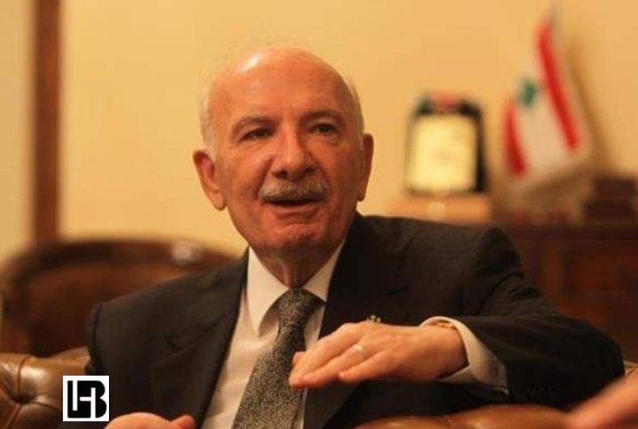 BahaHarb1's tweet photo. غاب الرئيس حسين الحسيني وخسر لبنان اليوم رجل القانون و عراب الطائف. لم يكن تاريخه عادياً بل ترك بصمات لا تمحى وسيسجّلها التاريخ بتقدير واعتزاز. رحمه الله و أسكنه فسيح جناته وألهم الأهل والأخوة والعائلة الصبر والسلوان.
النقيب بهاء حرب https://t.co/wH6LFDaewl
