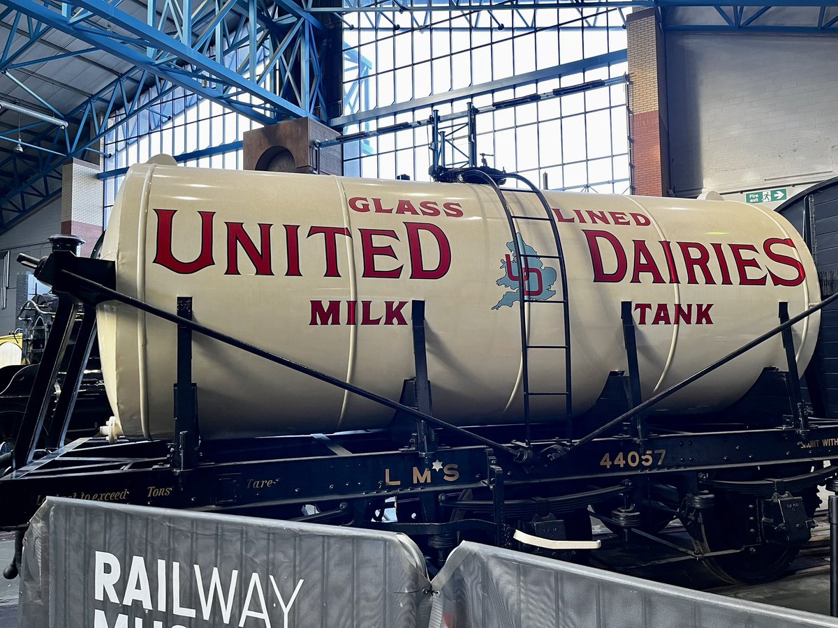 RailwayMuseum's tweet photo. 🥛 Today is #NationalMilkDay (who knew!), and to celebrate it, what better way than with our own milk tank wagon!

With all our changes to Station Hall, our rail ops team have been hard at work and you can now see the wagon round the Great Hall turntable. 

📸 LMS milk tank wagon https://t.co/rX2ljpmU3b