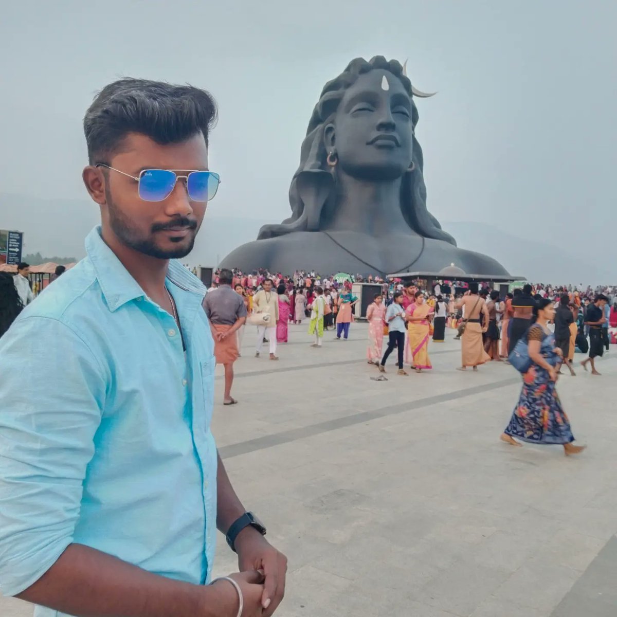 nithipeace's tweet photo. #NewProfilePic https://t.co/rF44QNF3jE