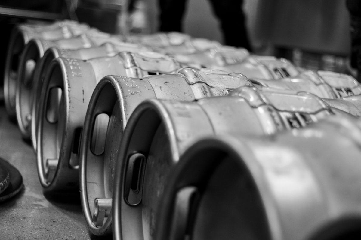 MORE CASK ON THE WAY 🙌

We can't wait to tell you more about our cask offering this year!

Here at UnBarred, we love delicious cask ales and we're going to be diving into some classic English styles for you all to enjoy!

CASK IS KING 🍻