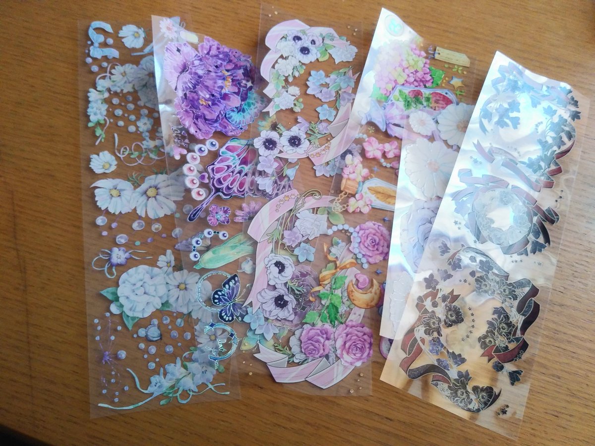 m0gu_mg's tweet photo. @P__Collection さんで年末年始注文したのが無事に届きました✨
オマケも可愛いの多く早く使ってみたい🤔 https://t.co/P4c5qNw6CH