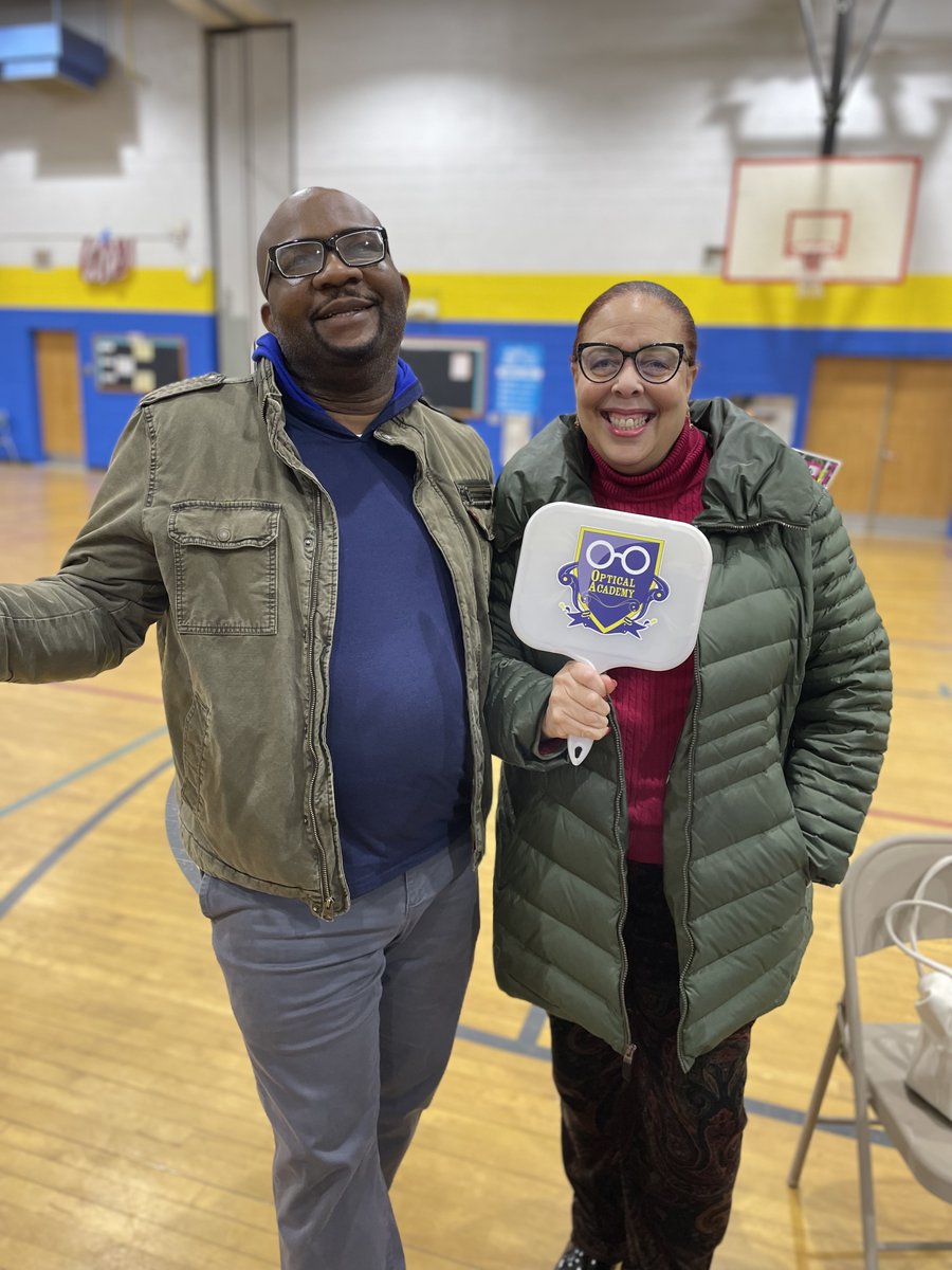 opticalacademy1's tweet image. Got their glasses!! 🙌🏼 and they look AMAZING 🤩 We love to see the joy we bring to communities and their families through our onsite mobile eye care and eyewear services. 😍 We are soooo happy you LOVE your new glasses 💙 Your community is OUR community.💙 #opticalacademy